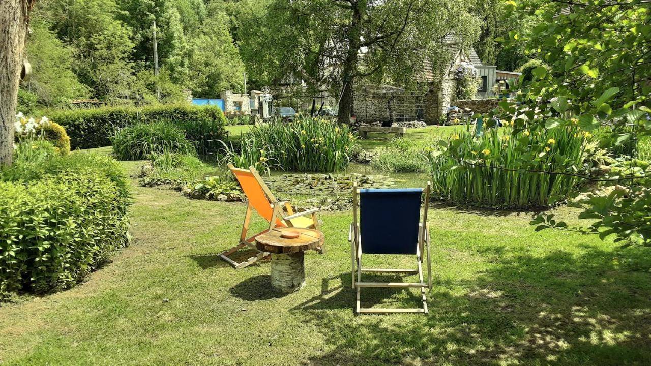 Le Clos Du Buisson Saint-Julien-de-la-Liegue Exterior photo