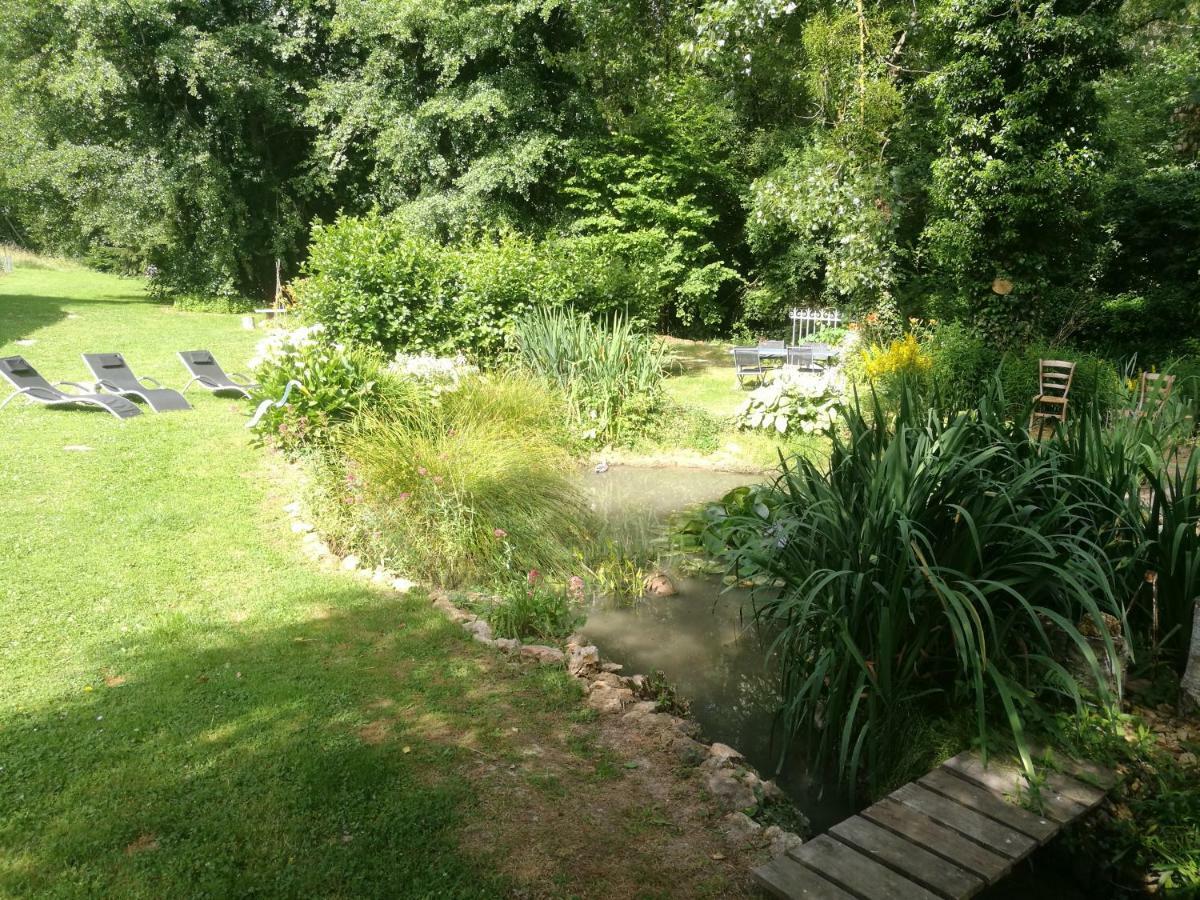 Le Clos Du Buisson Saint-Julien-de-la-Liegue Exterior photo