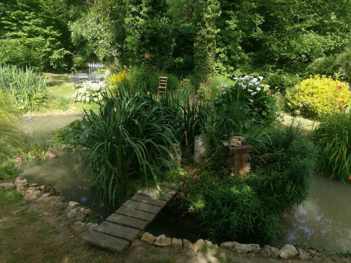 Le Clos Du Buisson Saint-Julien-de-la-Liegue Exterior photo